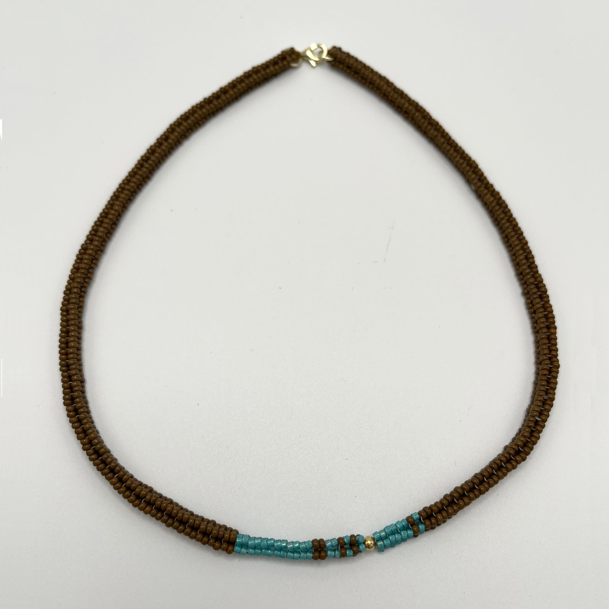 En Flor, collar artesanal con la técnica japonesa Miyuki