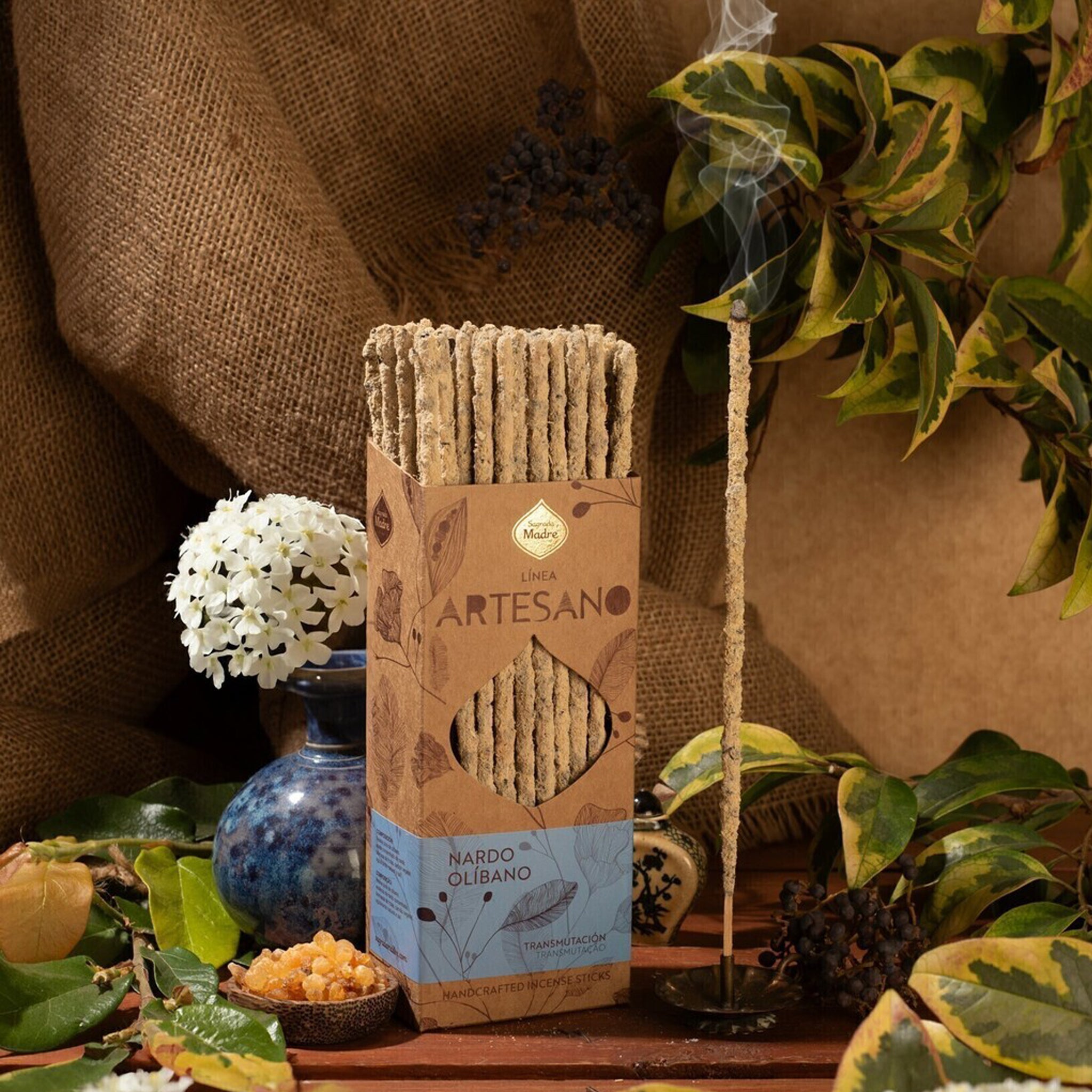 Incienso Sagrada Madre nardo y olíbano